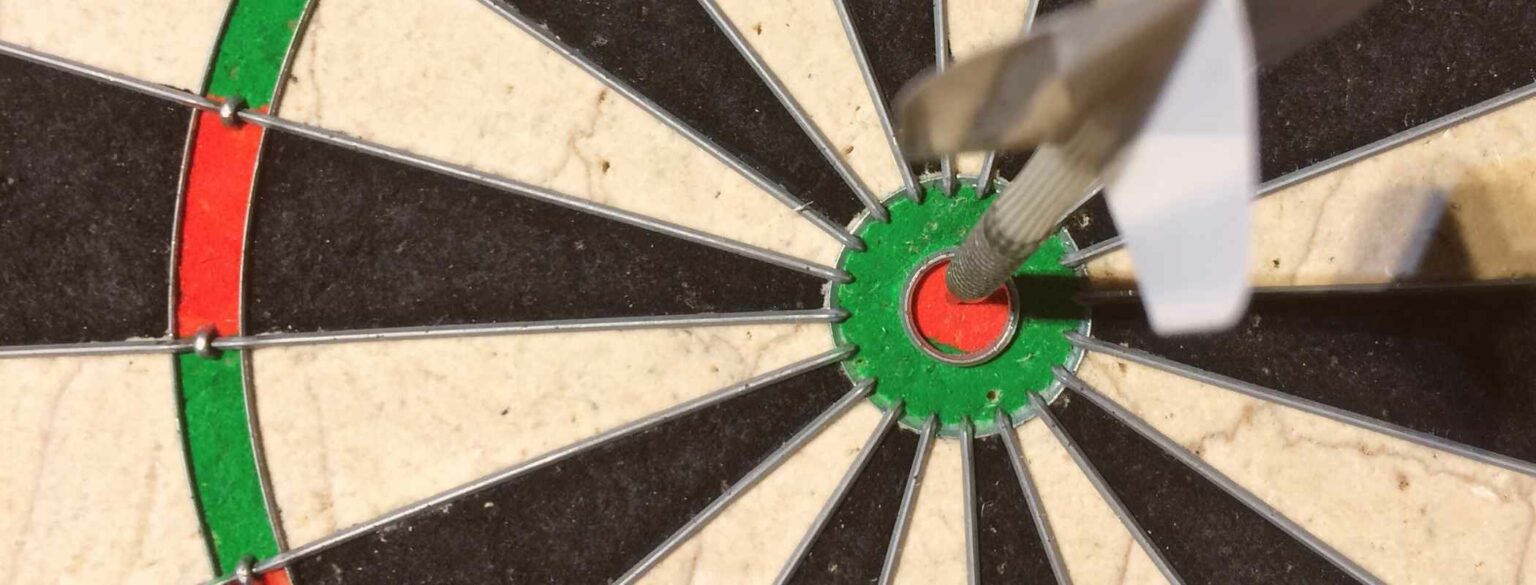 How to Play High Score Darts